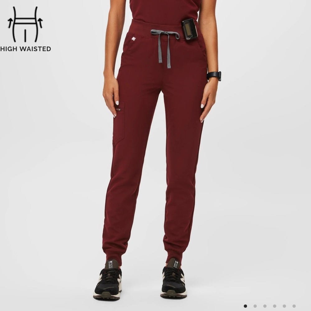 FIGS Zamora High-Waisted Jogger Scrub Pants – Burgundy, Size M